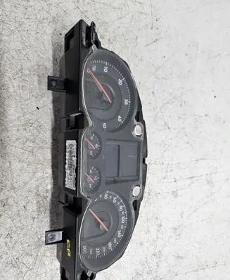 Volkswagen PASSAT B6 Speedometer (instrument cluster) V0007000 3C0920 3C0920860K