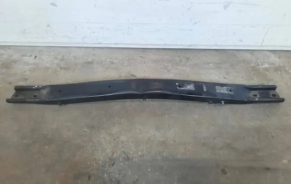 BMW X5 E70 Radiator support slam panel bracket 7158437