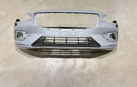 Volvo V60 Front bumper 31690589