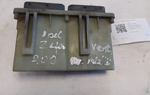 Opel Zafira A Coolant fan relay 09131732