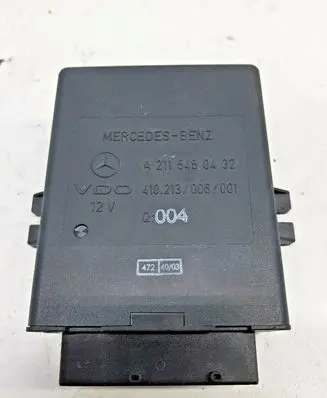Mercedes-Benz E W211 Air suspension control unit module (rear) A2115450432 nr1377