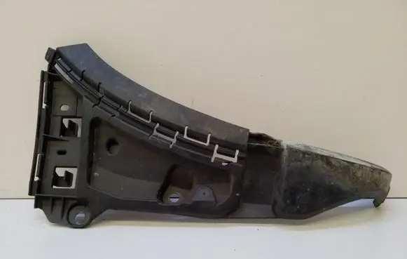 Volvo XC90 Front bumper mounting bracket OEM