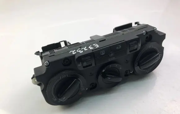 Volkswagen Caddy Interior fan control switch 123456