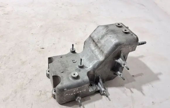KIA Niro Engine mounting bracket 365940EDA0