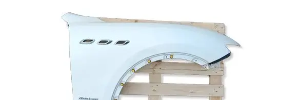 Maserati Levante Fender 