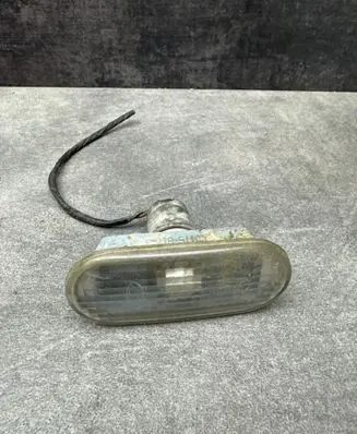 Volkswagen Bora Front fender indicator light 48434 1J5949117A
