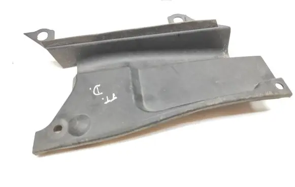 Audi TT TTS RS Mk3 8S Wiper trim 8S0821944B