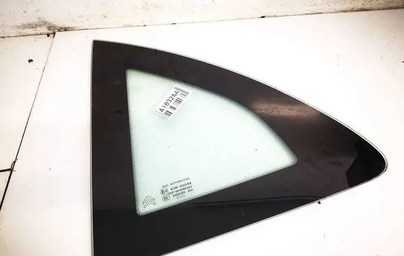 Citroen C3 Rear side window as2