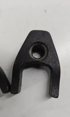 KIA Sorento Fuel Injector clamp holder