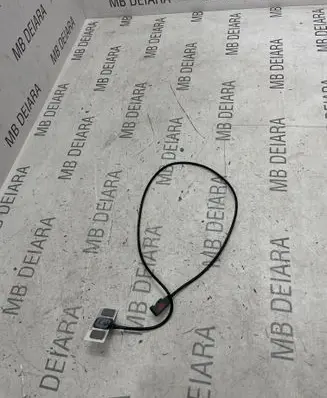Tesla Model S Bluetooth antenna 106239300B