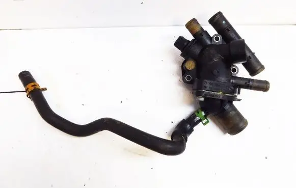 Renault Scenic I Thermostat housing 7700866730