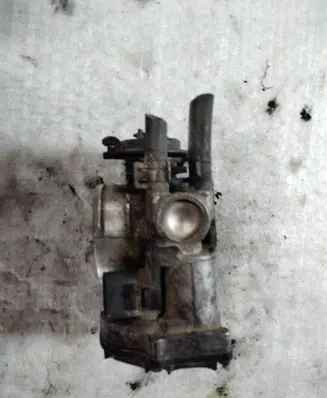 Audi A6 S6 C4 4A Throttle valve