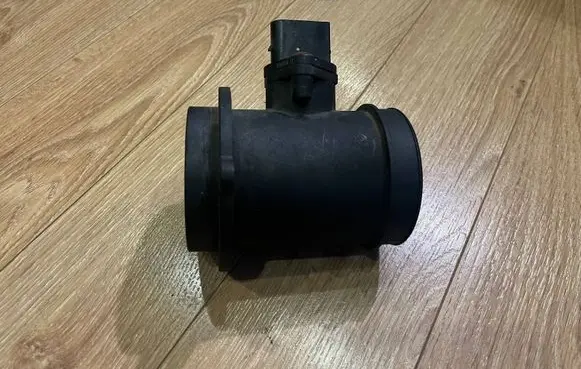 Mercedes-Benz E W210 Mass air flow meter A0000941248 LM0023 0281002152