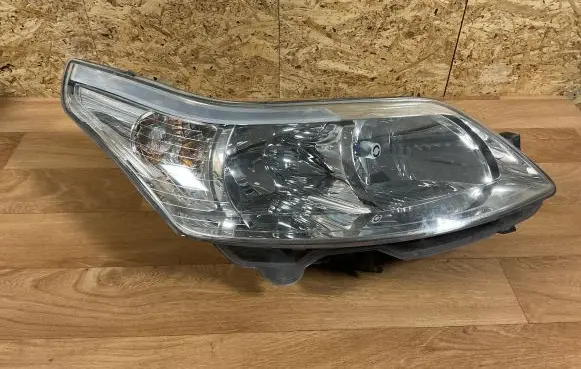 Citroen C4 I Headlight/headlamp 9646893880 89900032 89009406