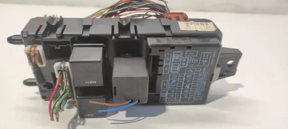 Mitsubishi Space Star Fuse module 1C080069 4860