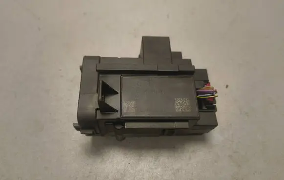 Audi A5 8T 8F Ignition lock 8K0909131 3330