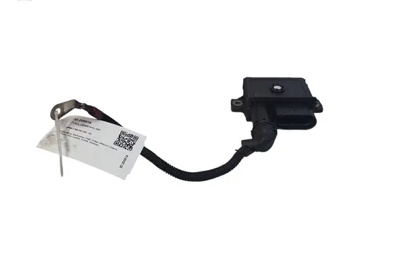 BMW 5 E60 E61 Glow plug pre-heat relay 779800005 0522120102