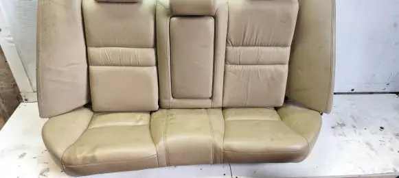 Seat set
