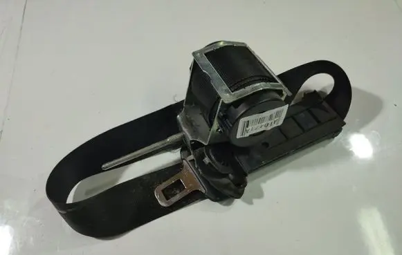 Opel Zafira B Front seatbelt 560834801D
