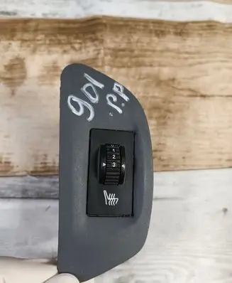 Peugeot 407 Seat heating switch 5174518