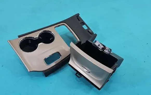 Jeep Grand Cherokee Center console decorative trim X90020202MR IMPRK1511644