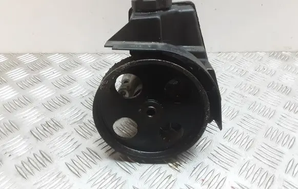 Peugeot 206 Power steering pump 26062661 9631411580