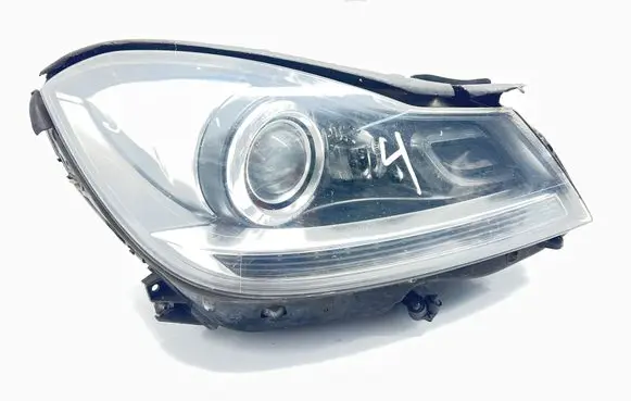 Mercedes-Benz C W204 Headlight/headlamp A2048204639