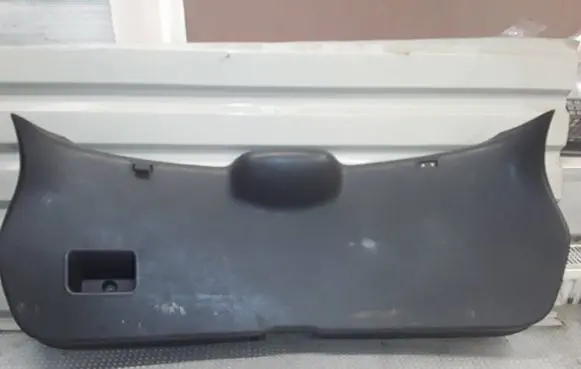 Nissan Qashqai Tailgate/boot lid cover trim 90901JD000