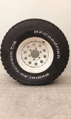 Toyota Land Cruiser (BJ70) R15 steel rim 