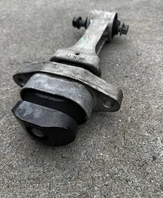 KIA Ceed Engine mount bracket 21959F2000