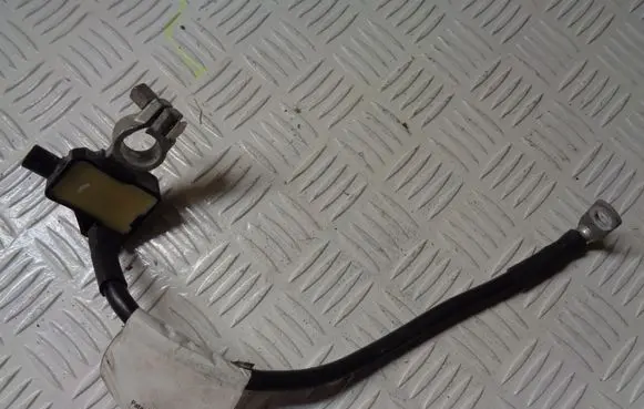 Volkswagen Up Negative earth cable (battery) 1S0915181A