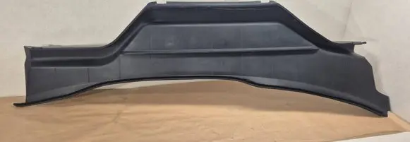 Audi A6 S6 C4 4A Windshield trim 4A1819403B