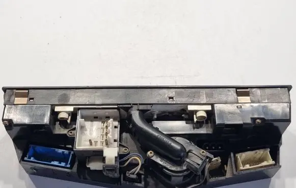 BMW 5 E39 Climate control unit 949111A 8390372