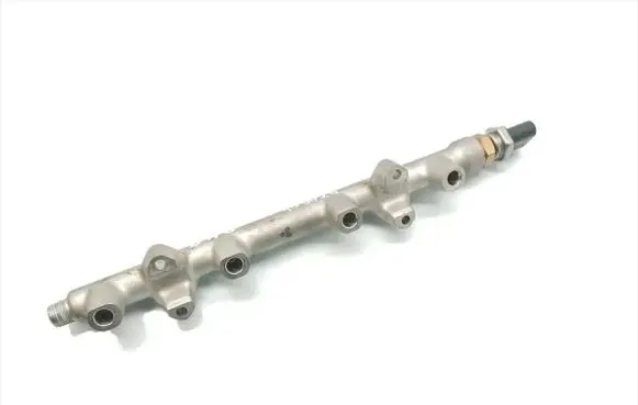 Skoda Octavia Mk3 (5E) Fuel main line pipe 05E133320 04C906054C