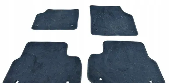Land Rover Discovery Sport Car floor mat set DWOEMLRL550KPL