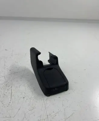 KIA Sorento Front driver seat rail trim 2616878