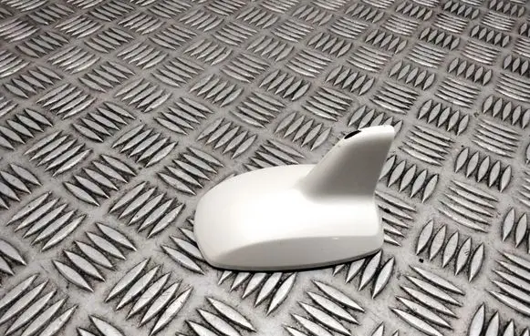 Mercedes-Benz ML W166 Roof (GPS) antenna cover ZGS001