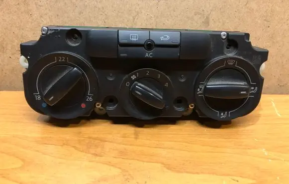 Volkswagen PASSAT B6 Climate control unit 1K0820047GK