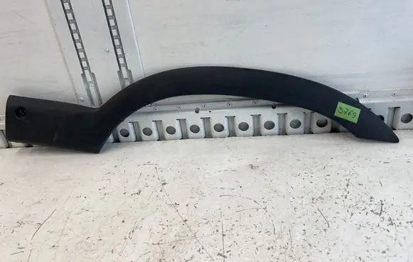 Renault Master II Rear arch trim 7701692572