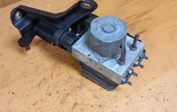 Mercedes-Benz E W212 ABS Pump A2124311448