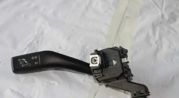 Volkswagen Golf VI Other switches/knobs/shifts 1K0953513E