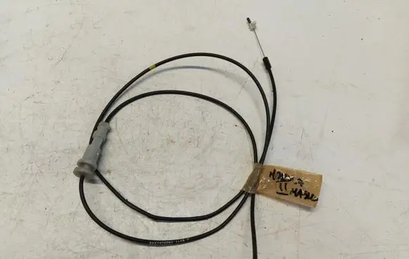 Opel Mokka B Engine bonnet/hood lock release cable 9827470080