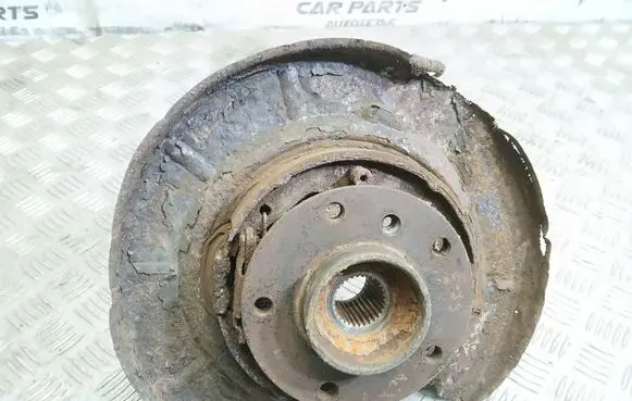 BMW 5 E39 Rear wheel hub spindle/knuckle 