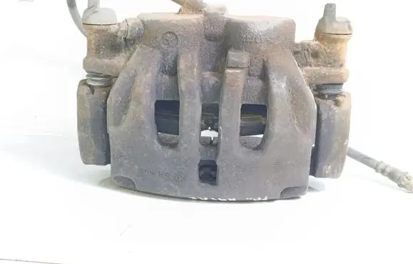 Mercedes-Benz Vito Viano W447 Front brake caliper B91900