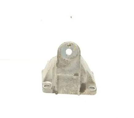 Lexus GS 300 350 430 450H Engine mounting bracket 10080