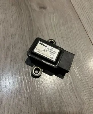 BMW 3 E46 ESP acceleration yaw rate sensor 0265005248 6753694