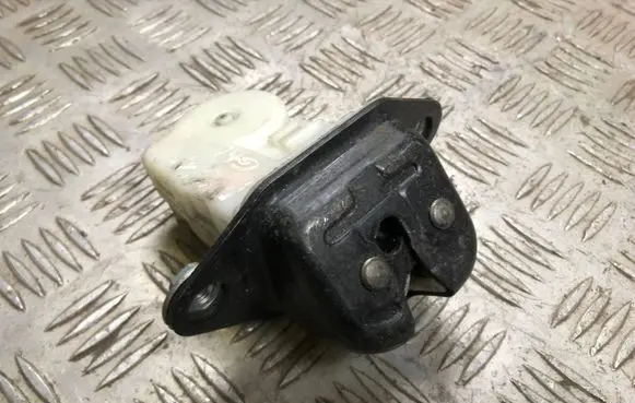 Subaru Forester SH Tailgate/trunk/boot lock/catch/latch