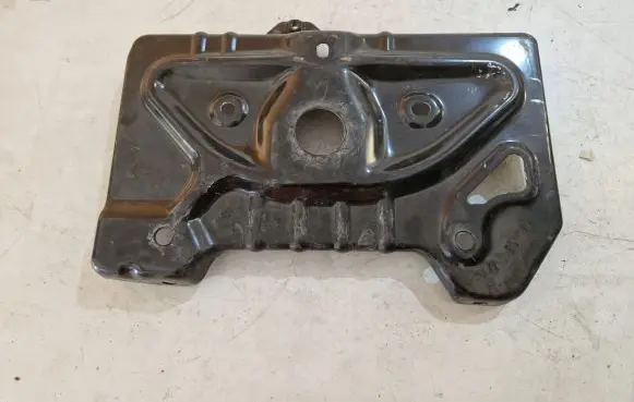 Mercedes-Benz E W212 Battery tray A2126200018