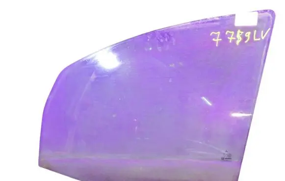 Mitsubishi Colt CZ3 Front door window glass four-door 