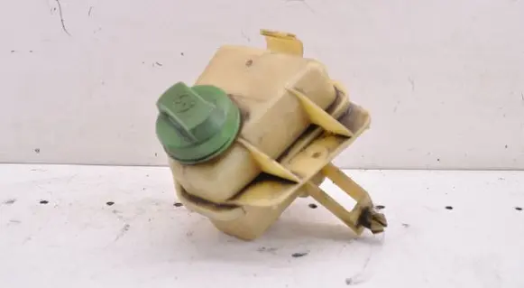 Volkswagen Transporter - Caravelle T5 Power steering fluid tank/reservoir 7E0422371G